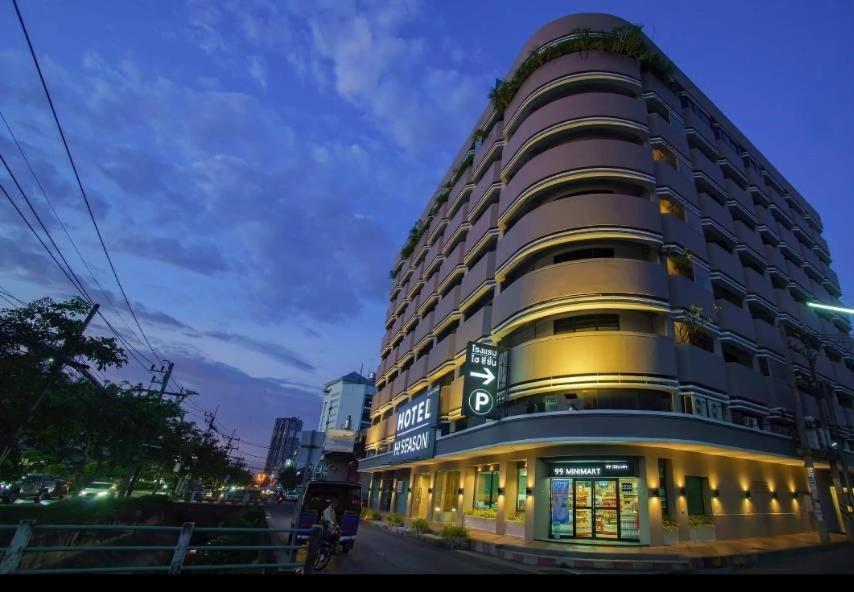 Hi Season Hotel Hat Yai Εξωτερικό φωτογραφία
